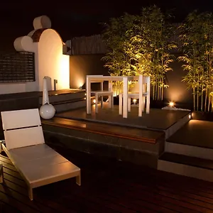 4* Otel Sixtytwo