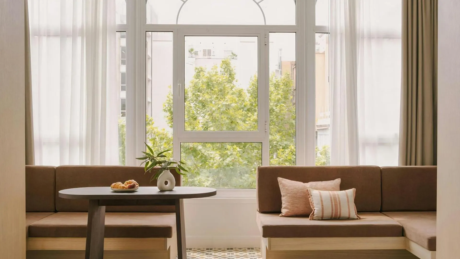 ***** Hotel Paseo De Gracia Hotel, Sonder By Marriott Bonvoy Barcelona Spain